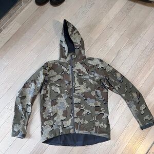 Kuiu Guide DCS Guide Softshell Hooded Jacket Med. Valo Camo hunting